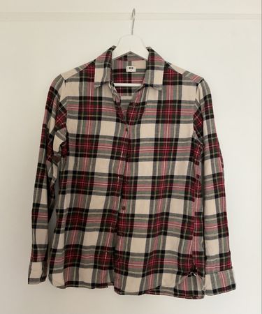 Karobluse von Uniqlo