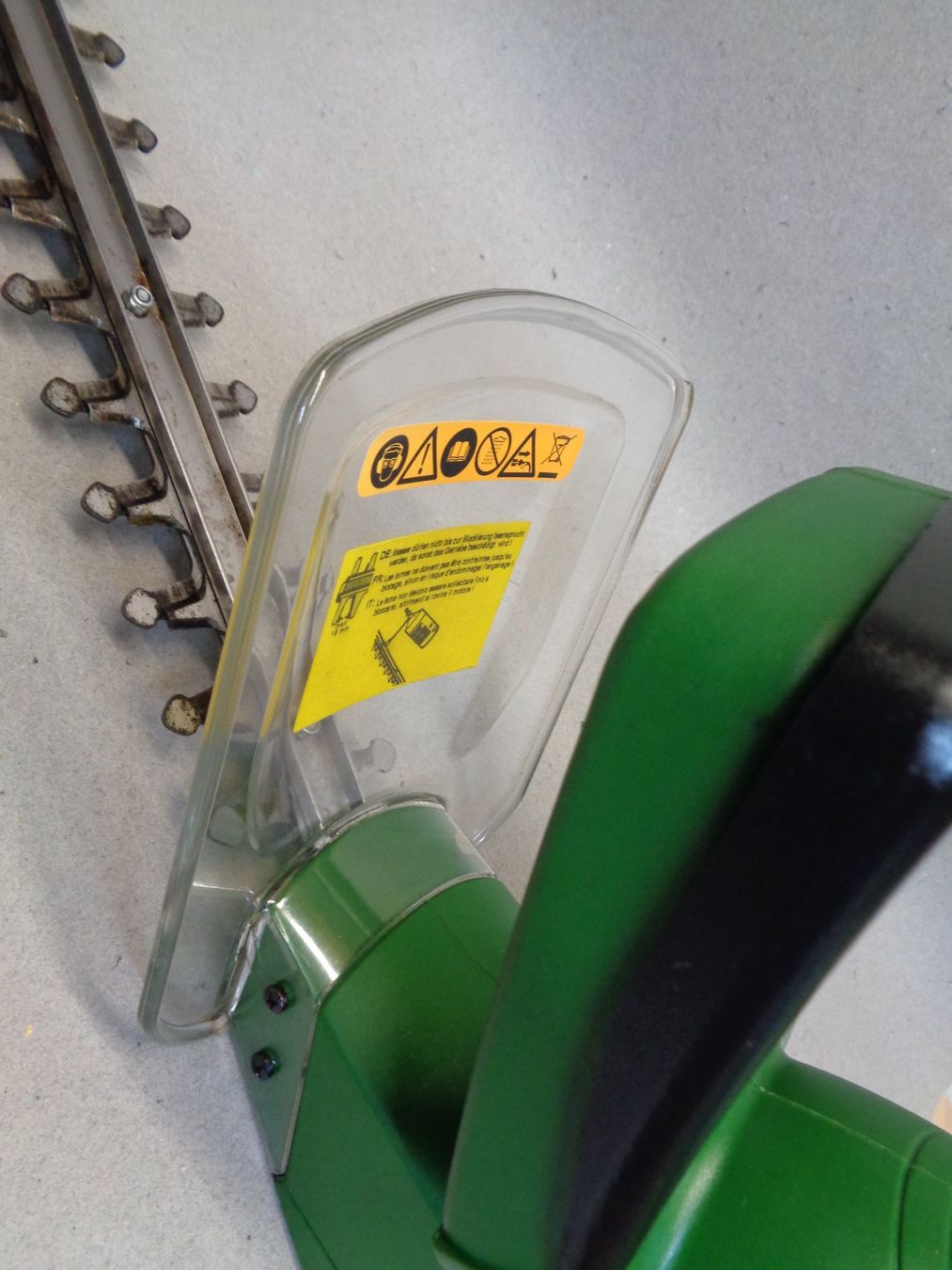 Tutti gli attrezzi: Heckenschere HT55 / 220 Volt – Usato da Aarwangen venduto da SEC500 7