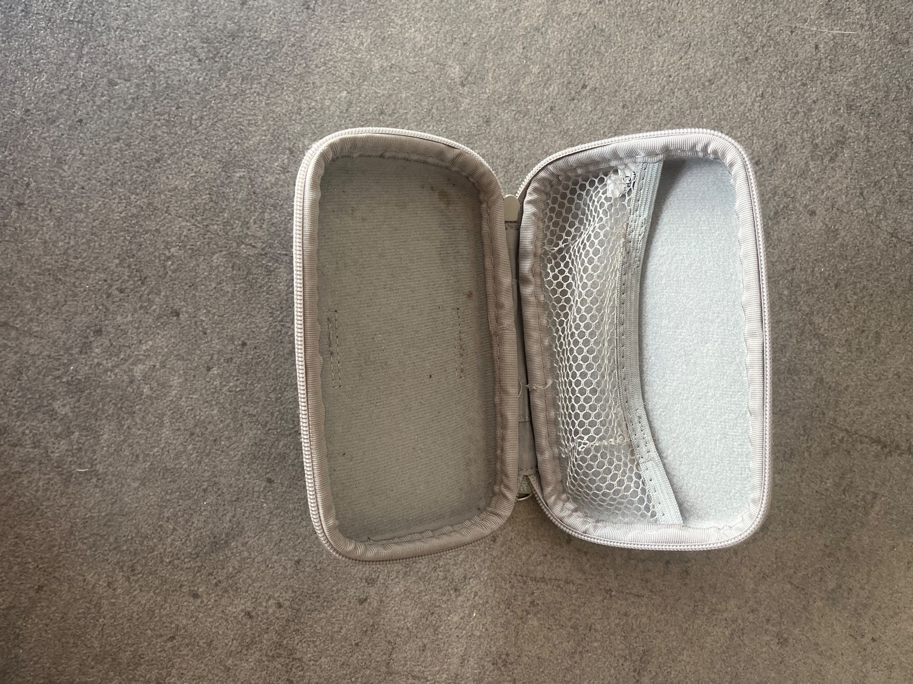Nintendo Consoles: Nintendo DS lite grise avec 8 jeux – D'occasion à Vétroz par jer_xgh6 8