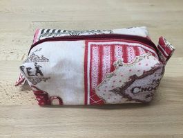 Tasche / Necessaire / Kosmetiktasche / Etui, neue Handarbeit