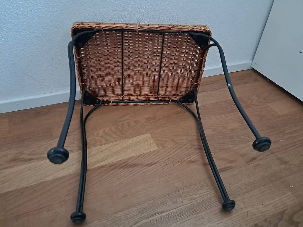 Comodini: Ein kleiner Nachtisch – Usato da Luzern venduto da Noosi88 1