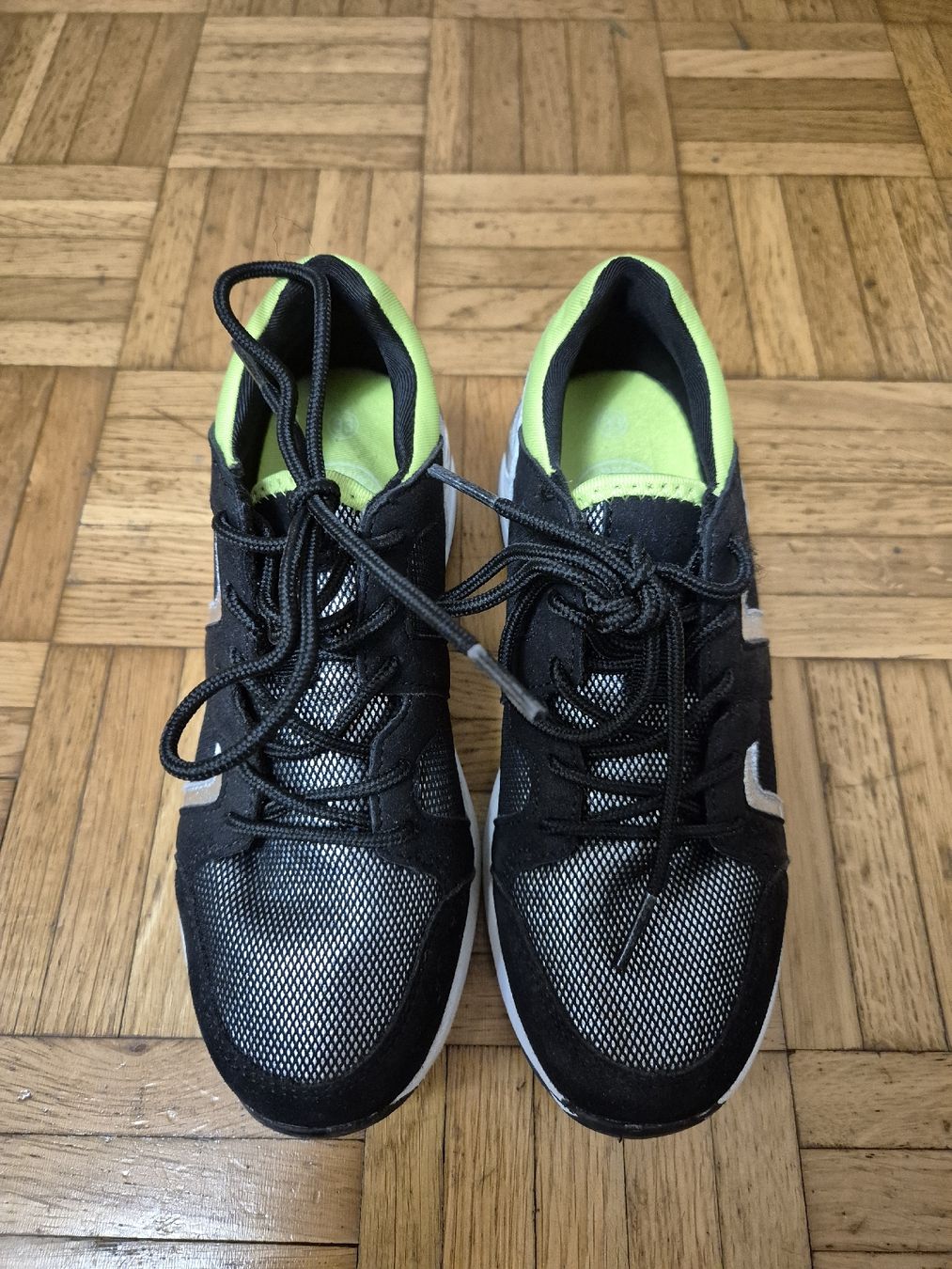 Schuhe für Jungen: Schuhe Gr. 33 – Gebraucht aus Kappel SO von tiger1921