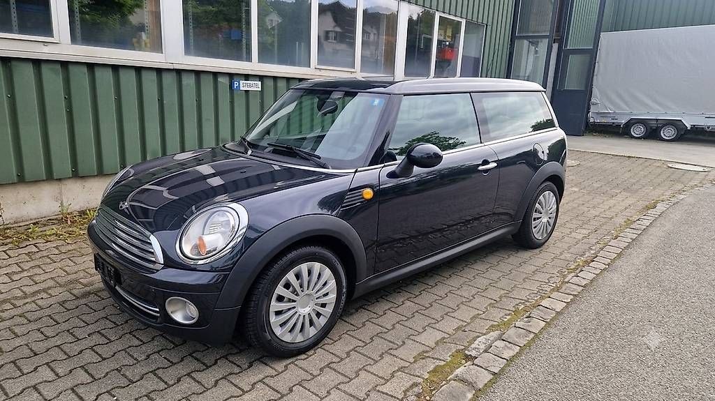 Mini Automobili: Mini Cooper Clubman frisch ab MFK – Usato da Brügg BE venduto da Topoffice