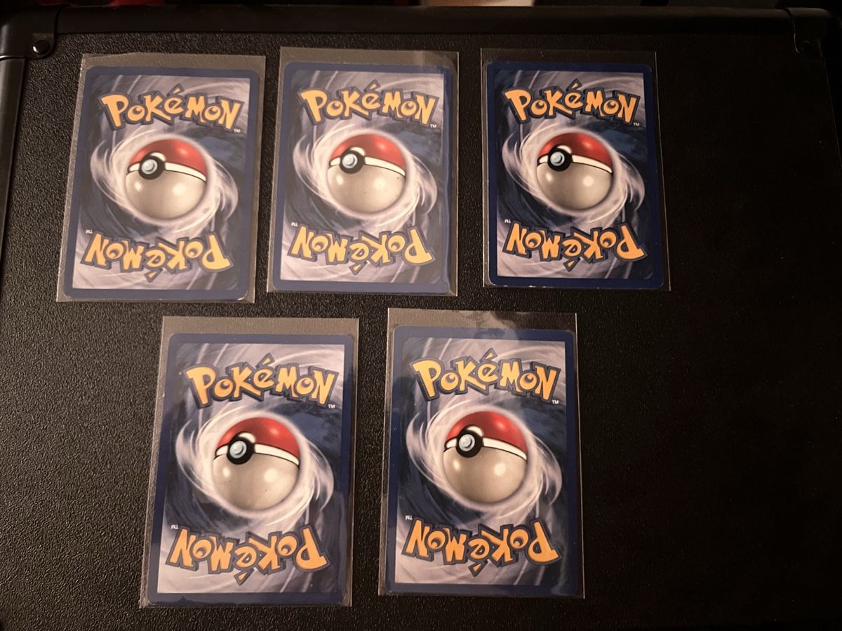 Pokémon Sammelbilder & Trading cards: Pokemon Vintage – Gebraucht aus Winterthur von Brachypelma007 1
