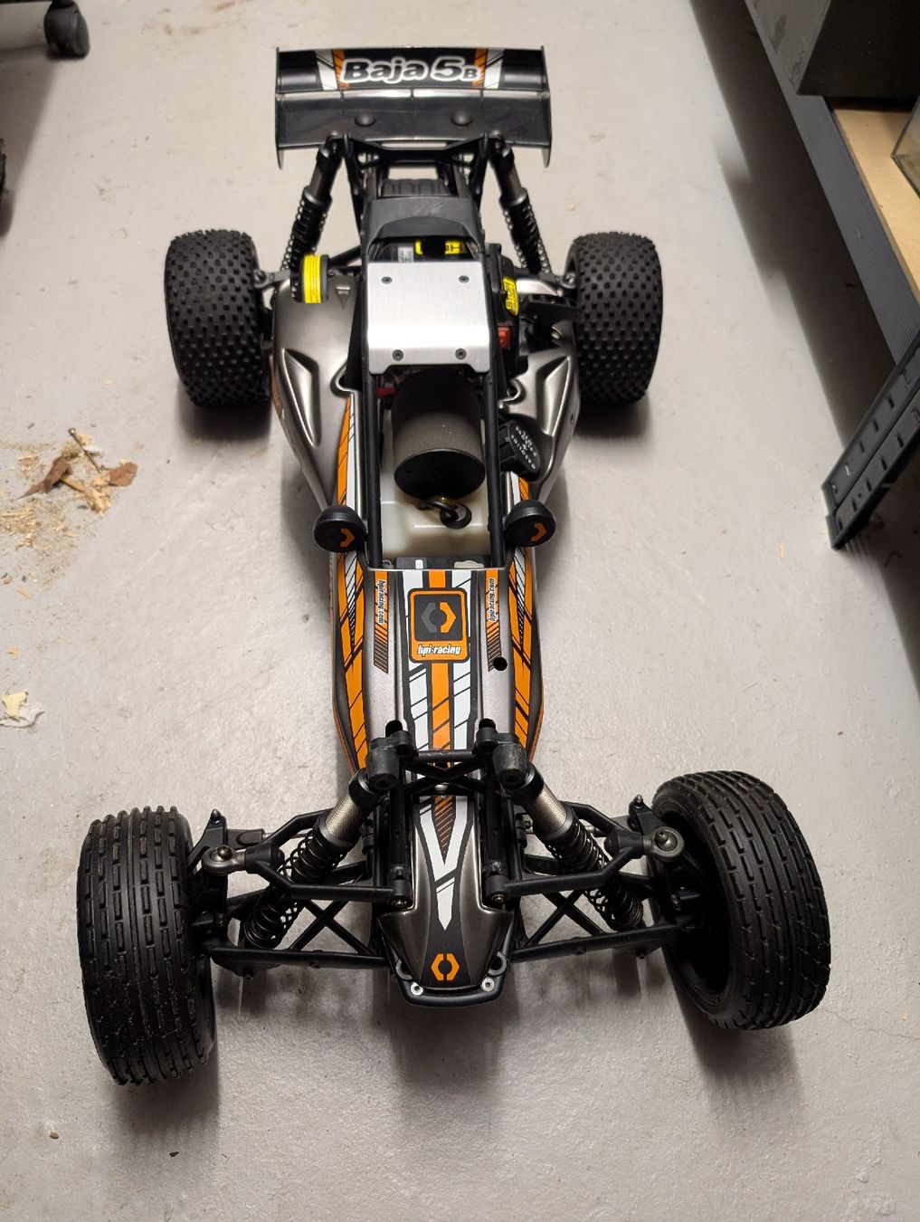 HPI Modellismo RC: RC Buggy HPI Baja 5B mit Raupenantrieb – Usato da Bettlach venduto da Fderation 2