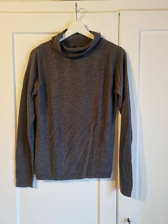 Maglioni & Felpe: Rollkragenpullover – Usato da Seewis Schmitten venduto da Naomi2212