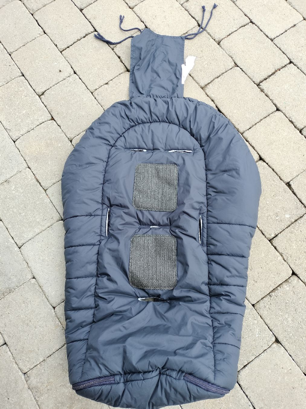 Odenwälder Sacchi a pelo: Winter Fusssack von Babynest – Usato da Biezwil venduto da Haberli01 2