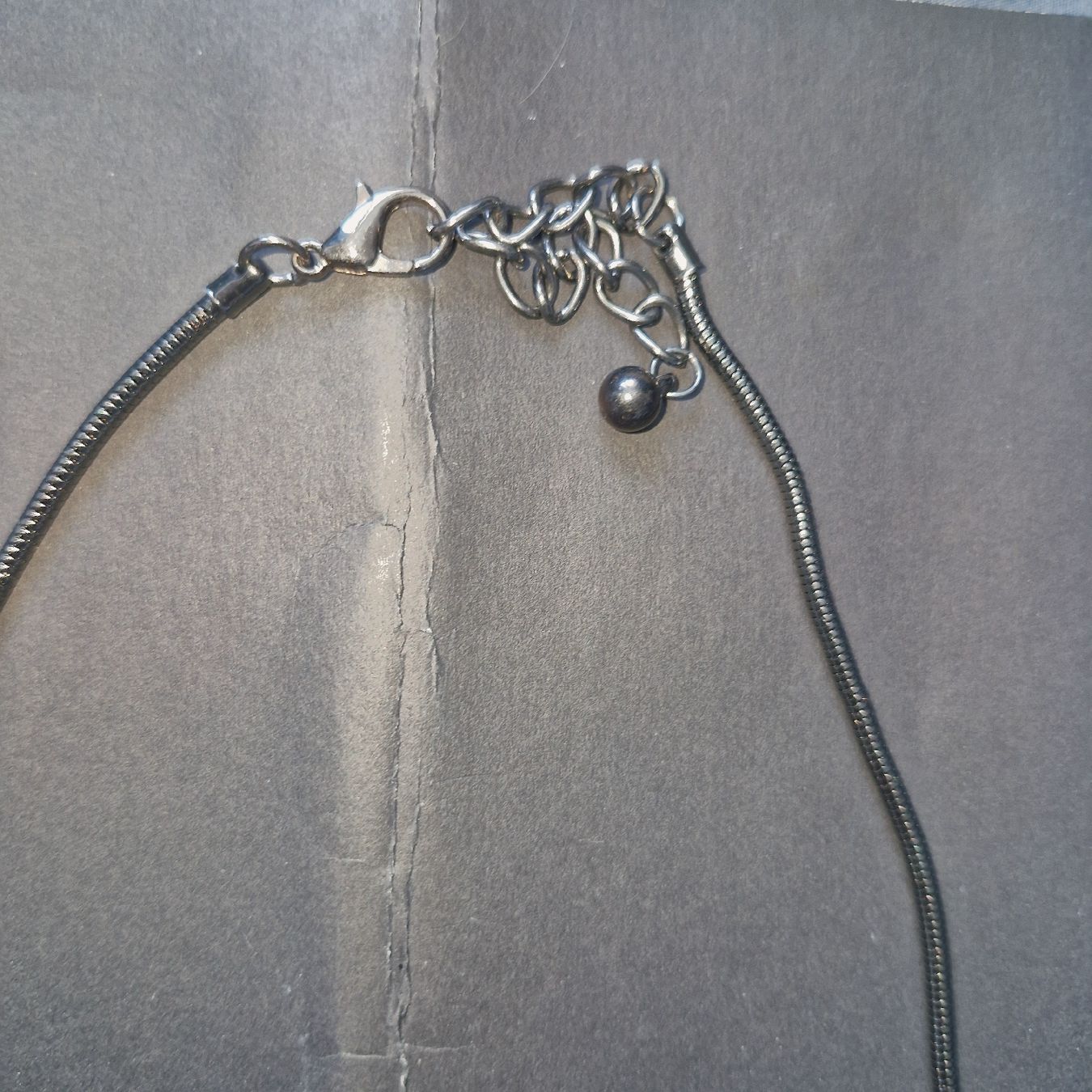 Catenine: Collier en métal noir  – Usato da Neuchâtel venduto da yas_zdb7 2