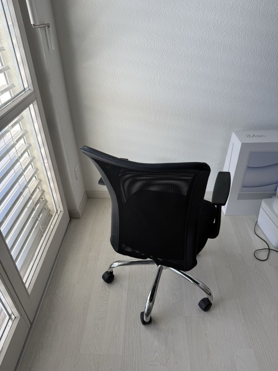 Chaises: Schwarzer Bürostuhl – D'occasion à Regensdorf par Skerk18 2