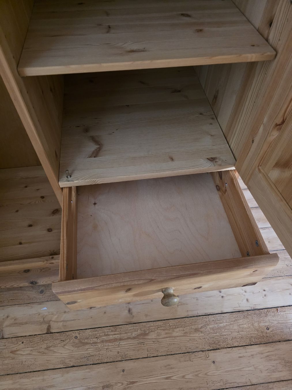 Armadi: Schrank massivholz – Usato da Adlikon venduto da Clara28 3