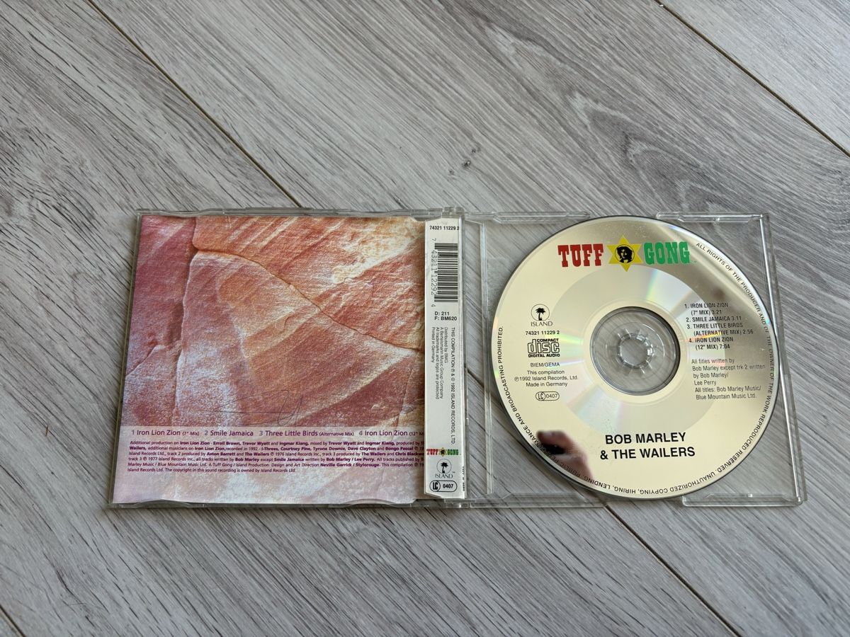 CD: Bob Marley CD – Nuovo (secondo la descrizione) da Aarberg venduto da gocardz.shop 2