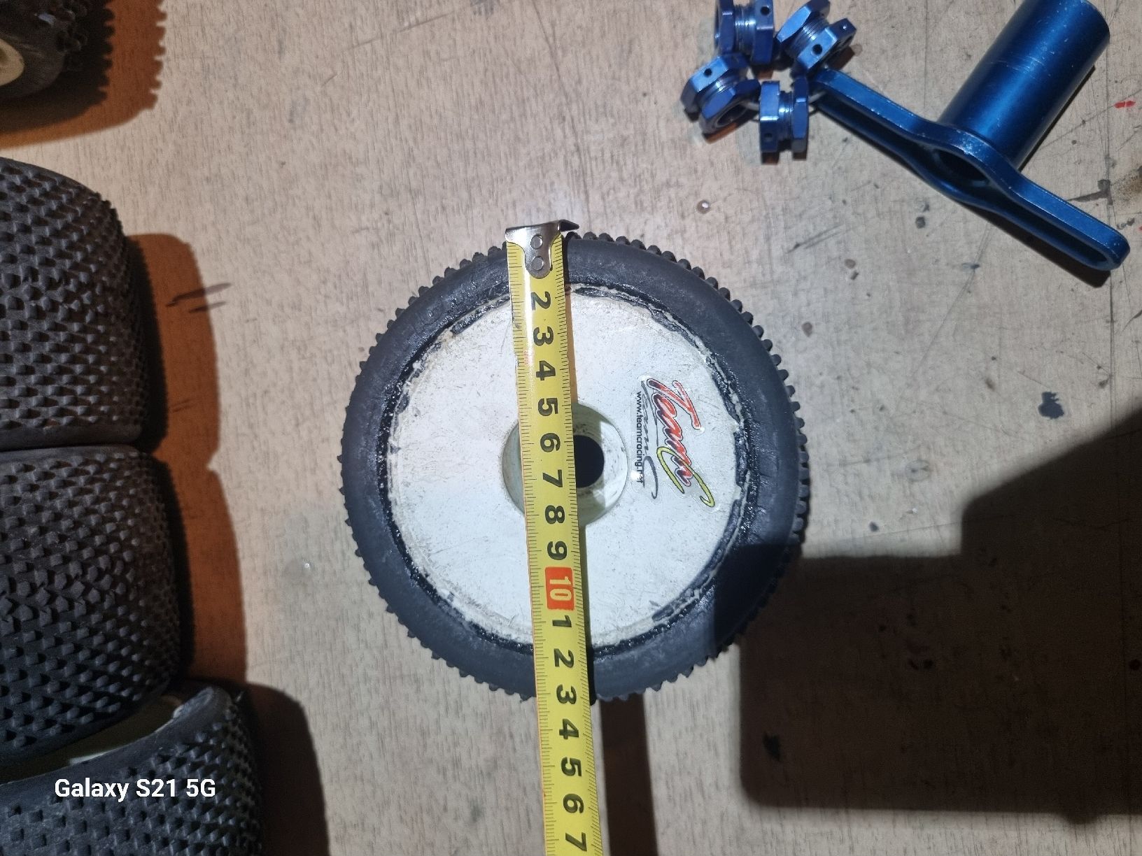 Modellismo RC: Reifen für 1:8 Modelle – Usato da Sisikon venduto da SanAndreas 6