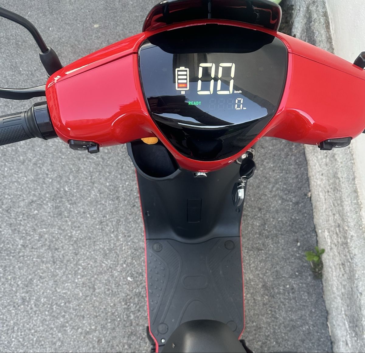 Scooter: E-Roller Luyuan 25km/h – Usato da Walperswil venduto da 1pe_2rbz 7
