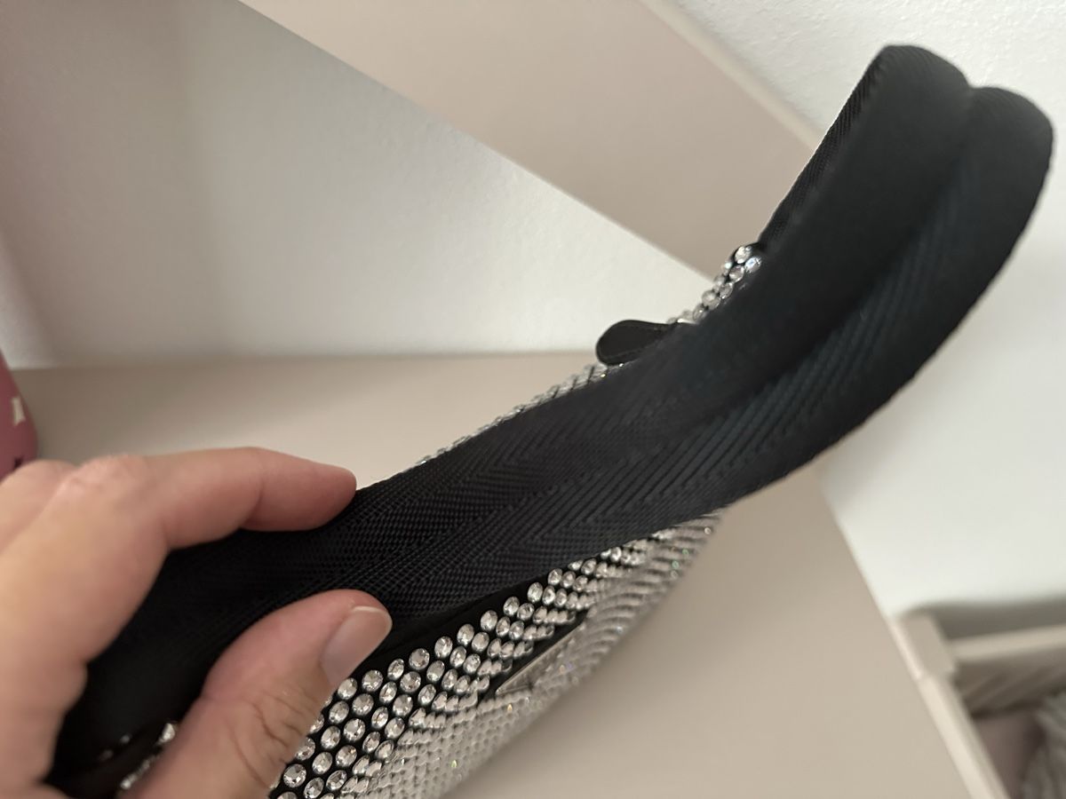 Prada Taschen für Damen: Prada Reissue crystal  – Gebraucht aus Rudolfstetten von JenV 6