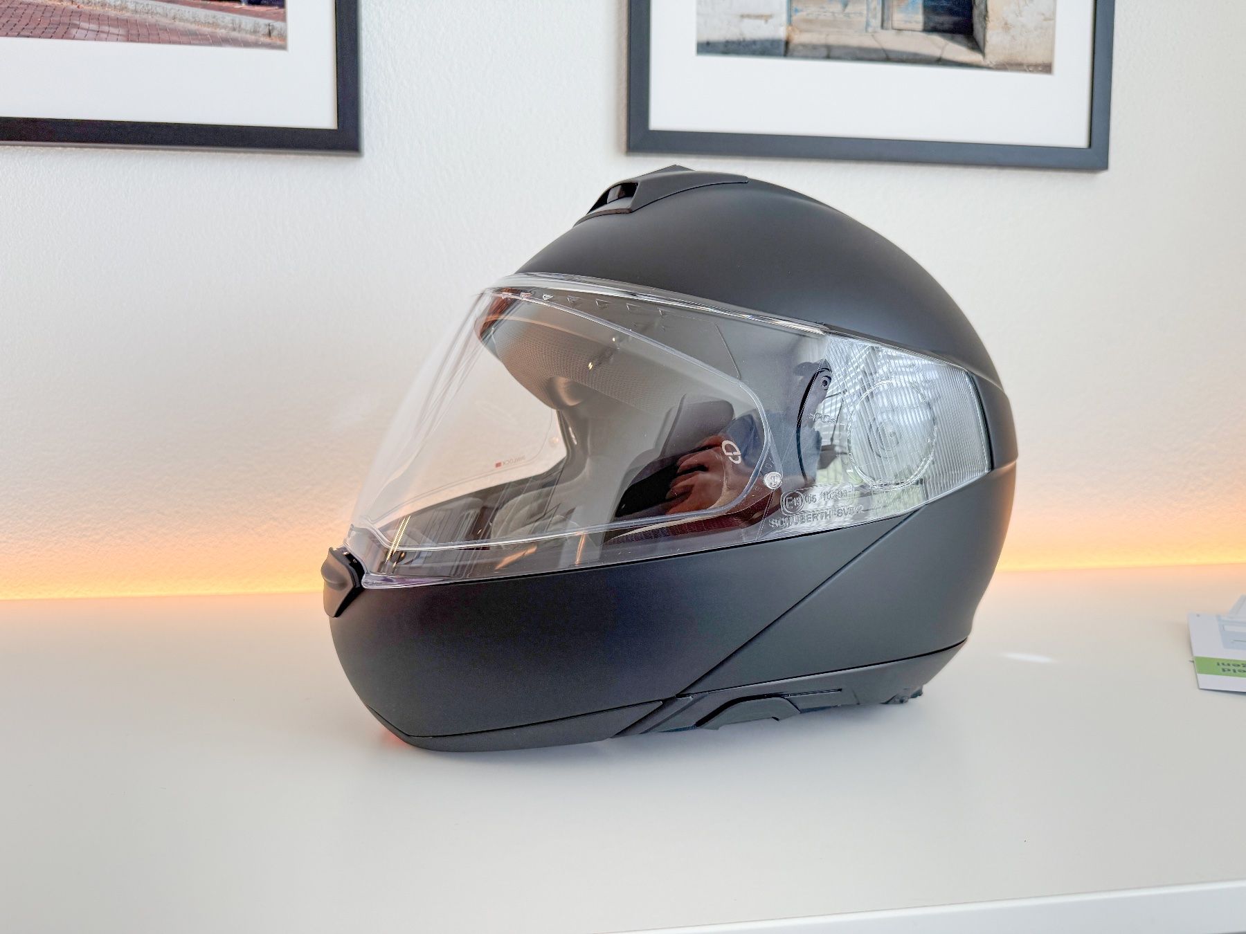 Schuberth Helme & Visiere: Schuberth C4 Pro inkl. Kommunikationssystem SC1 Advanced NEU – Gebraucht aus Kloten von  3