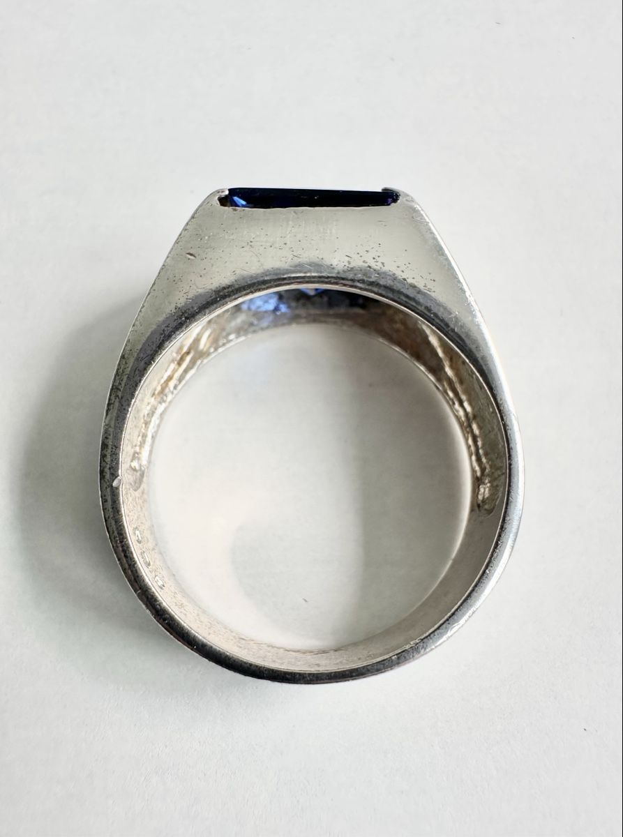 Anelli: 925 Silberring mit tiefblauem Stein/ Silverstar / Gr.  68 – Usato da Bern venduto da neon317 9