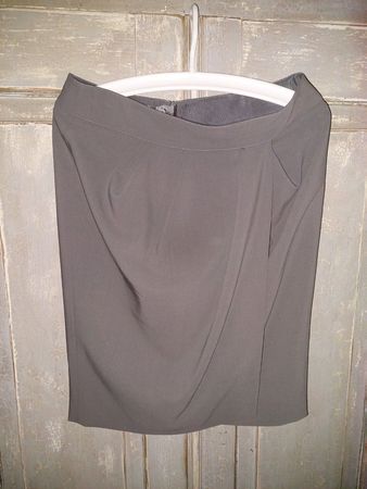 Armani Collezioni . Jupe Wolle grau 40