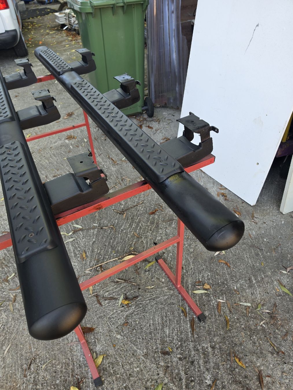 Dodge Tutti pezzi di ricambio auto: Trittbretter Dodge Durango  – Usato da Flawil venduto da Cd53 2