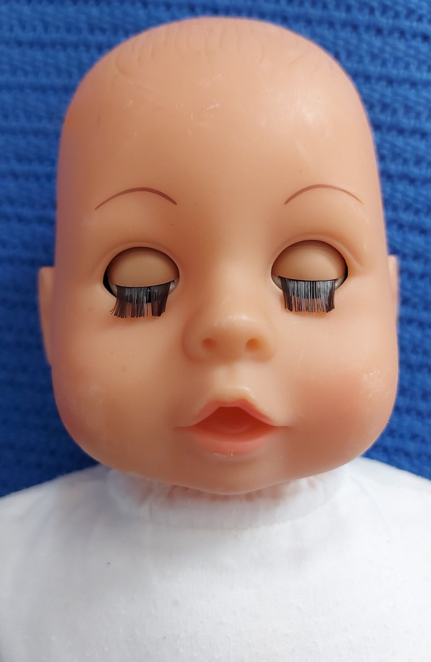 Bambole: Puppe mit Puppenbettchen – Usato da Steinen venduto da bruvlatur86 7