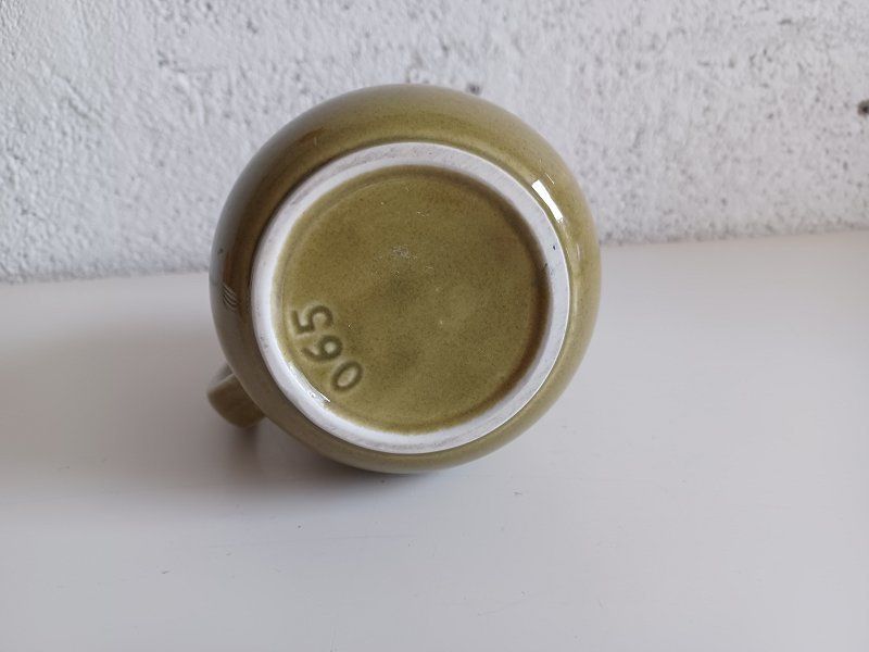 Rössler Caraffe: RÖSSLER olivgrüne Krug 0.65 Liter -E15 – Usato da Morges venduto da vimajes12 1