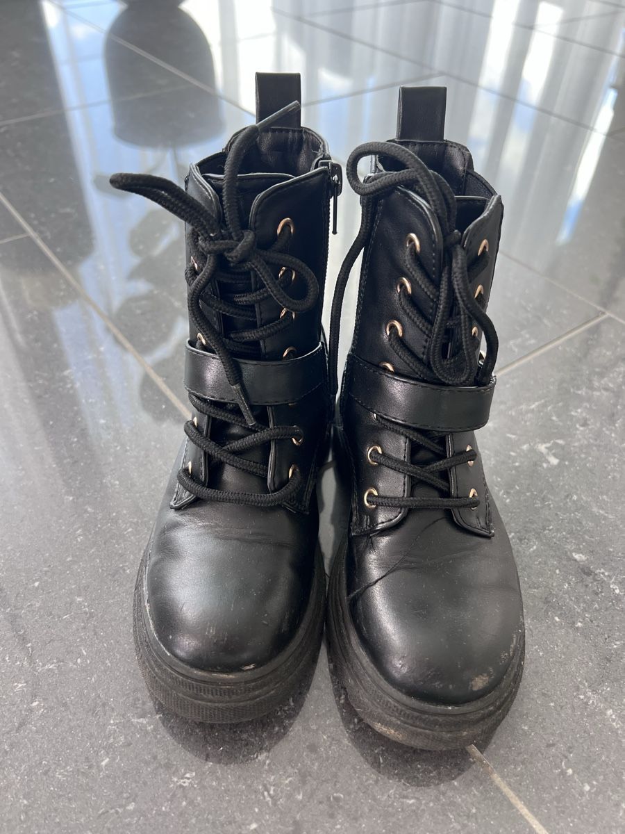 Friboo Scarpe per ragazze: Friboo Stiefel Gr. 29 – Usato da Wil SG venduto da ooMariposaoo 1