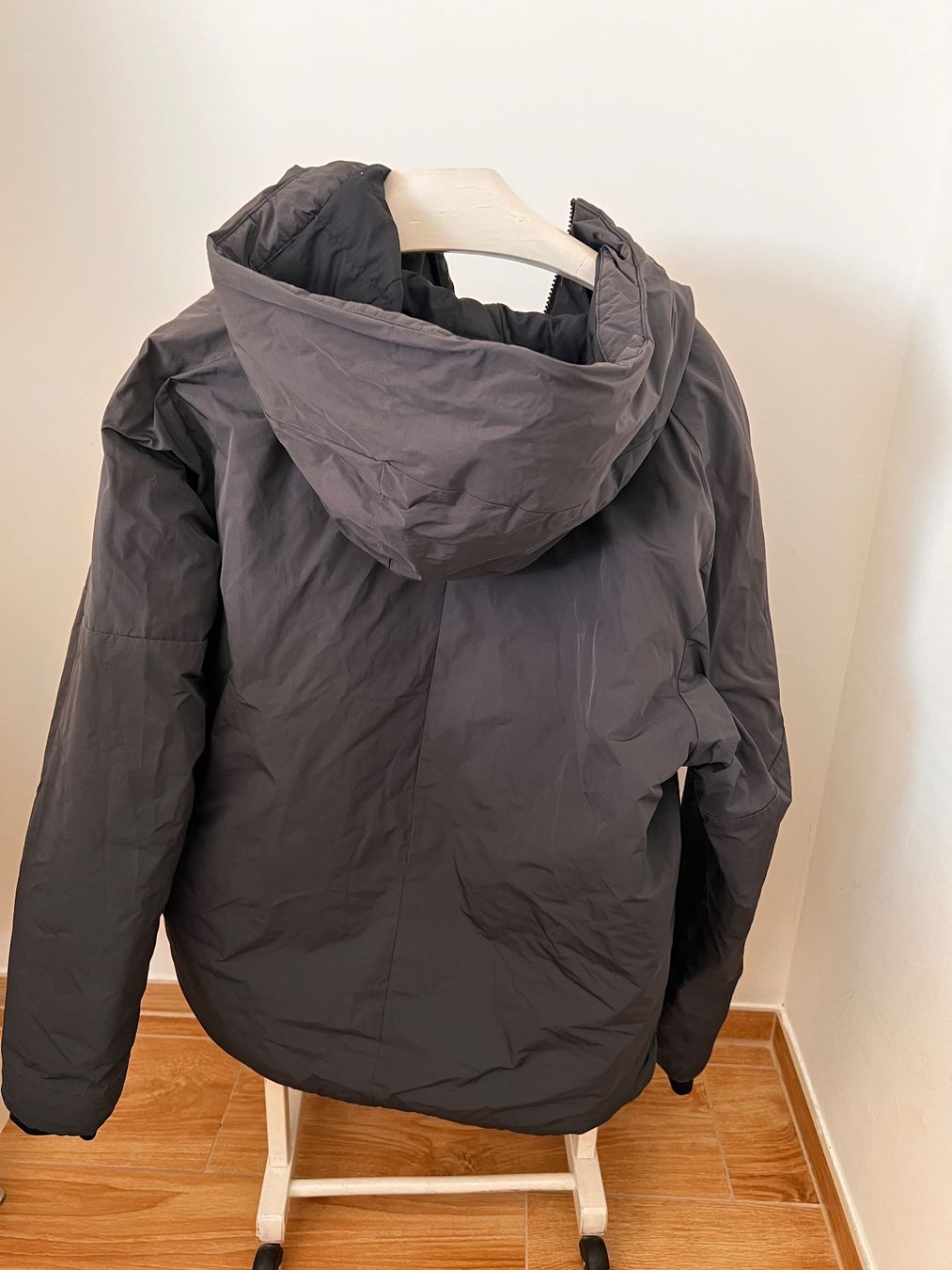 Adidas Jacken: Adidas Jacket – Gebraucht aus Vacallo von mar_hk7x 3