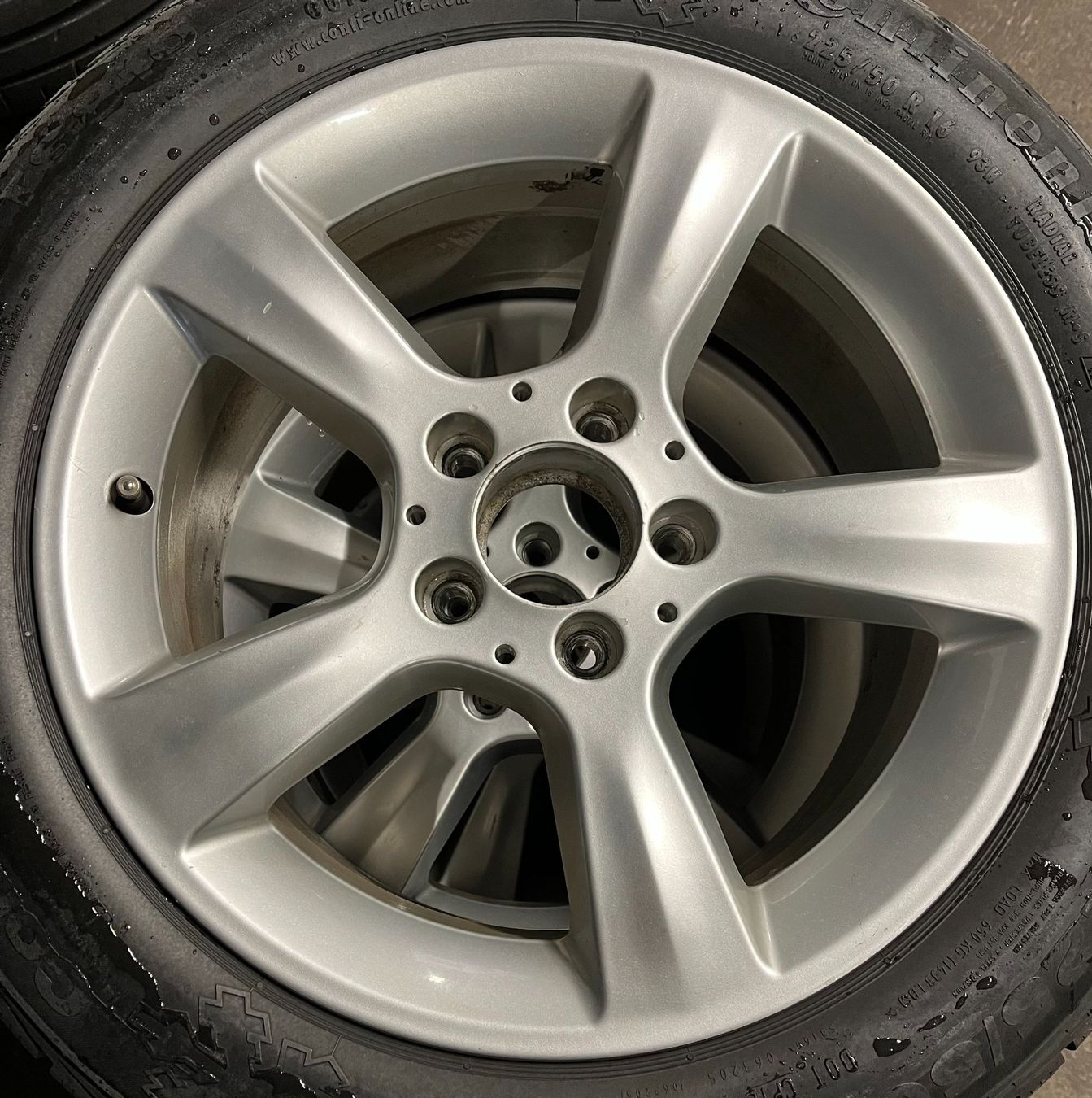 Continental Pneumatici & Ruote complete: Roues Mercedes 16'' – Usato da GENEVE venduto da CHAPUISPNEUS