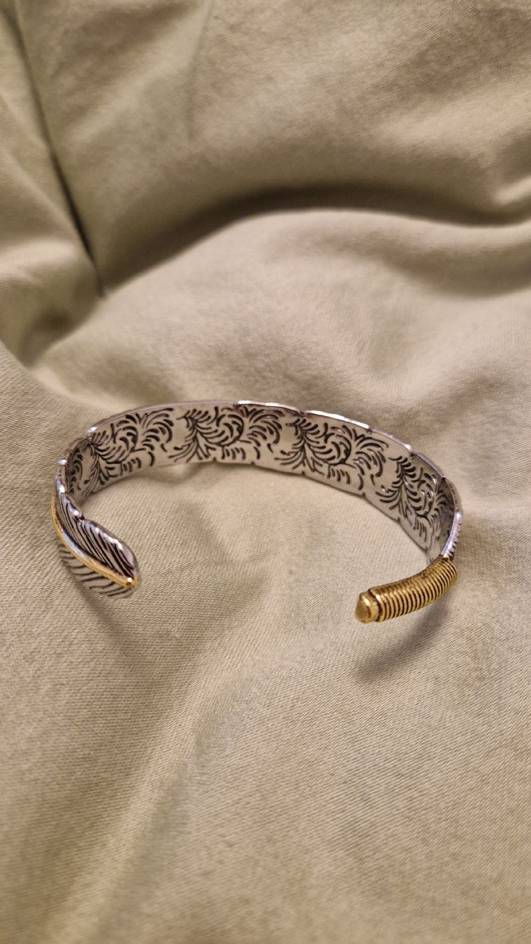 Bracciali & Braccialetti: Feder Armreif - anpassbar – Nuovo (secondo la descrizione) da Safenwil venduto da Lenzburg-Gretzenbach 5