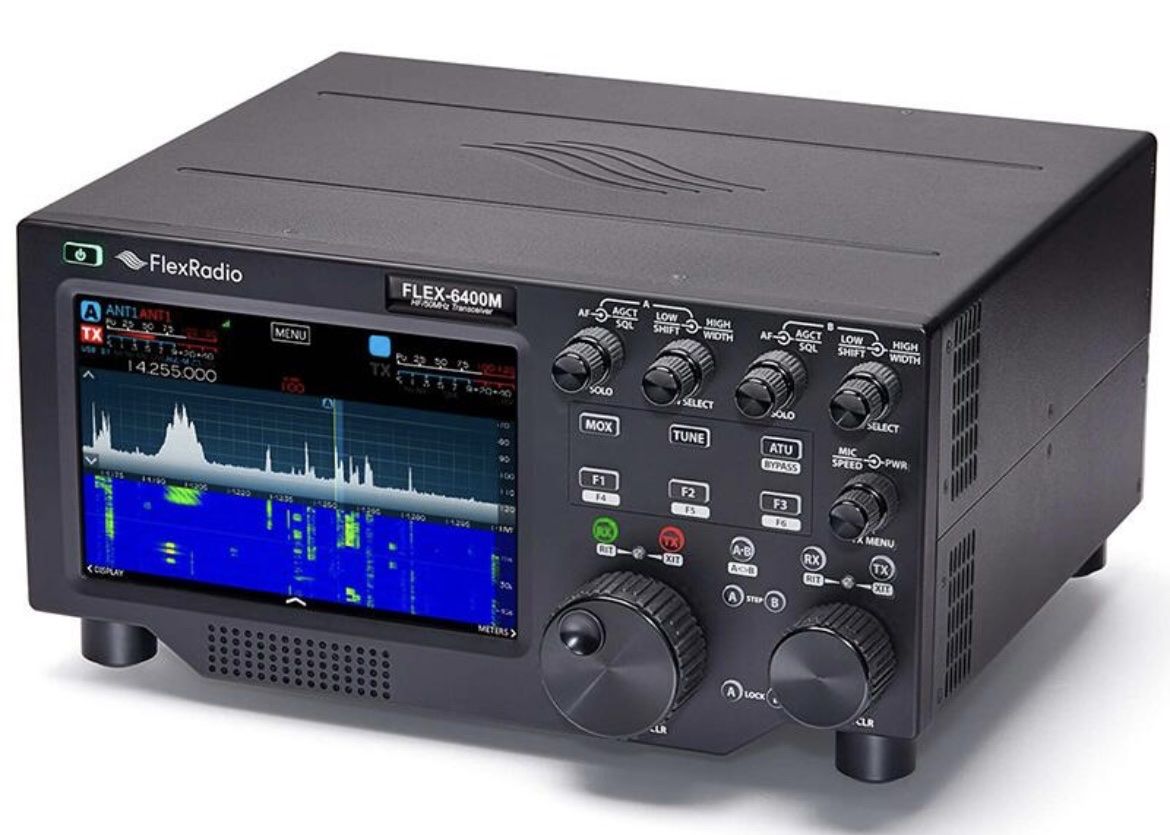 Funktechnik: FlexRadio 6400M mit internem Antennentuner und Staubschutz – Neu (gemäss Beschreibung) aus Burgdorf von HB9EHO