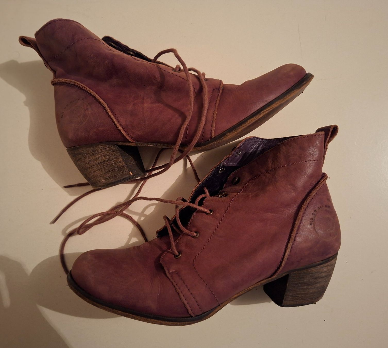 Scarpe da donna: Echtleder Stiefletten Gr. 39 – Usato da Münchenbuchsee venduto da lanereal