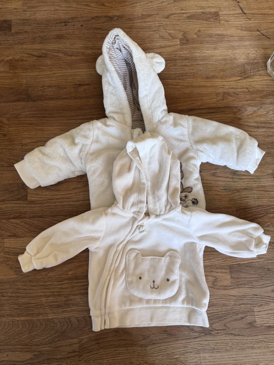 Lotti & Set di vestiti: Baby Kleider Gr 50 6- teilig – Usato da Unterkulm venduto da Muus713 1