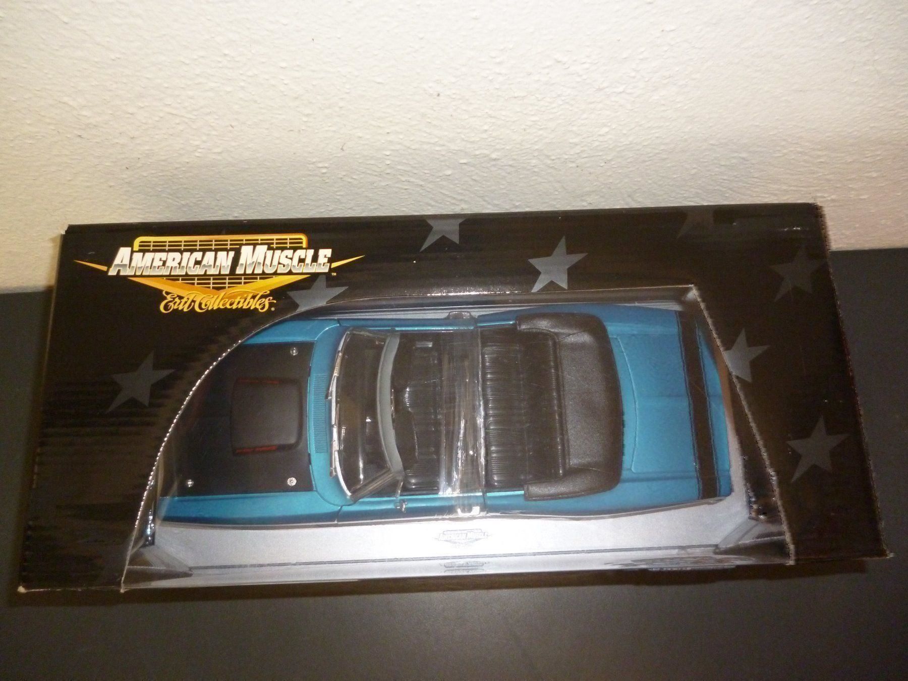 Dodge Modellini d'auto: Dodge Superbee 1969 Convertible 1:18 – Nuovo e nell'imballaggio originale da Niederwil SG venduto da Kaicorner03 1