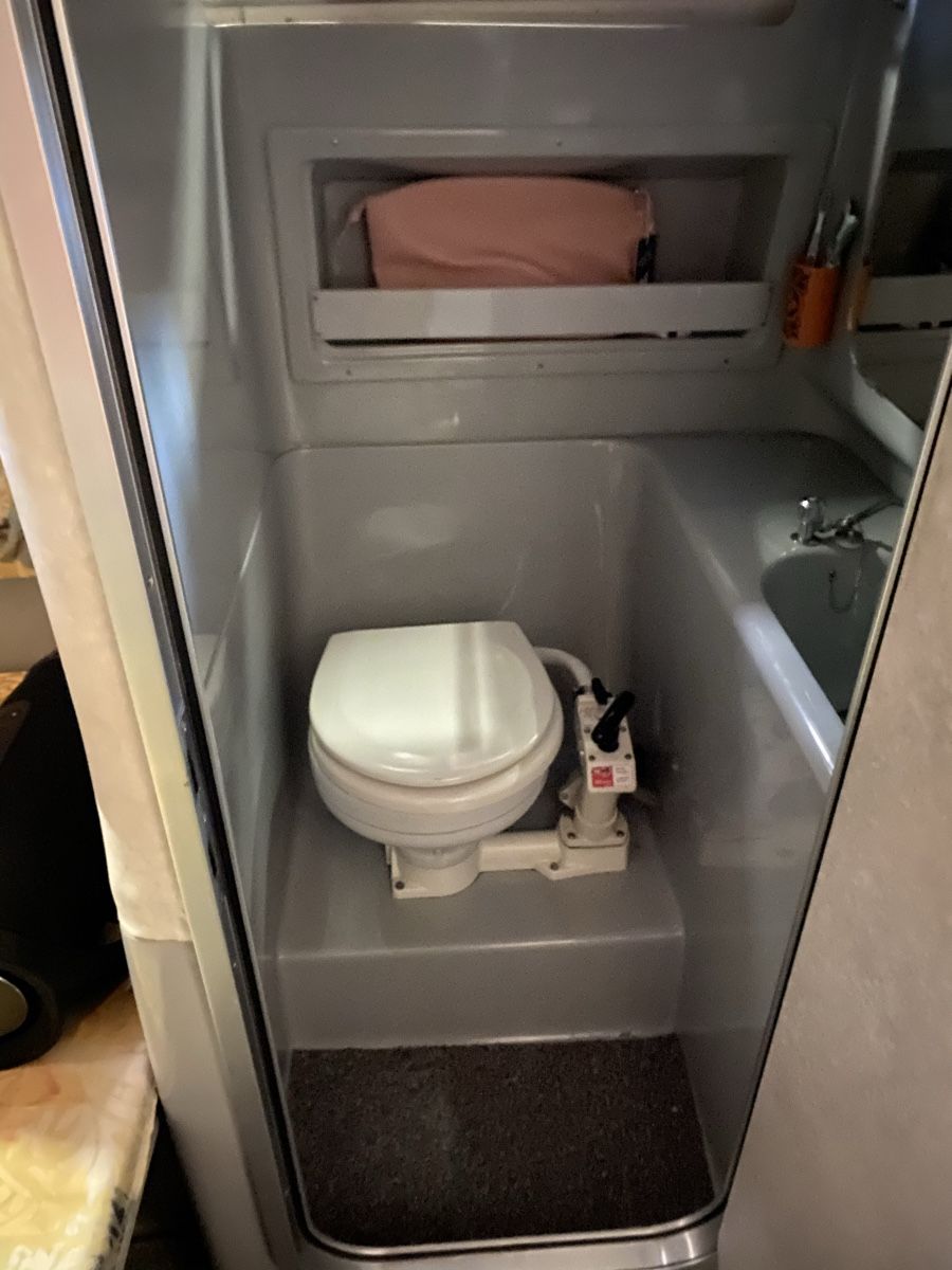 Gobbi Boote: Motorboot Gobbi 21 Cabin + Trailer – Gebraucht aus Röschenz von jes_c29l 7