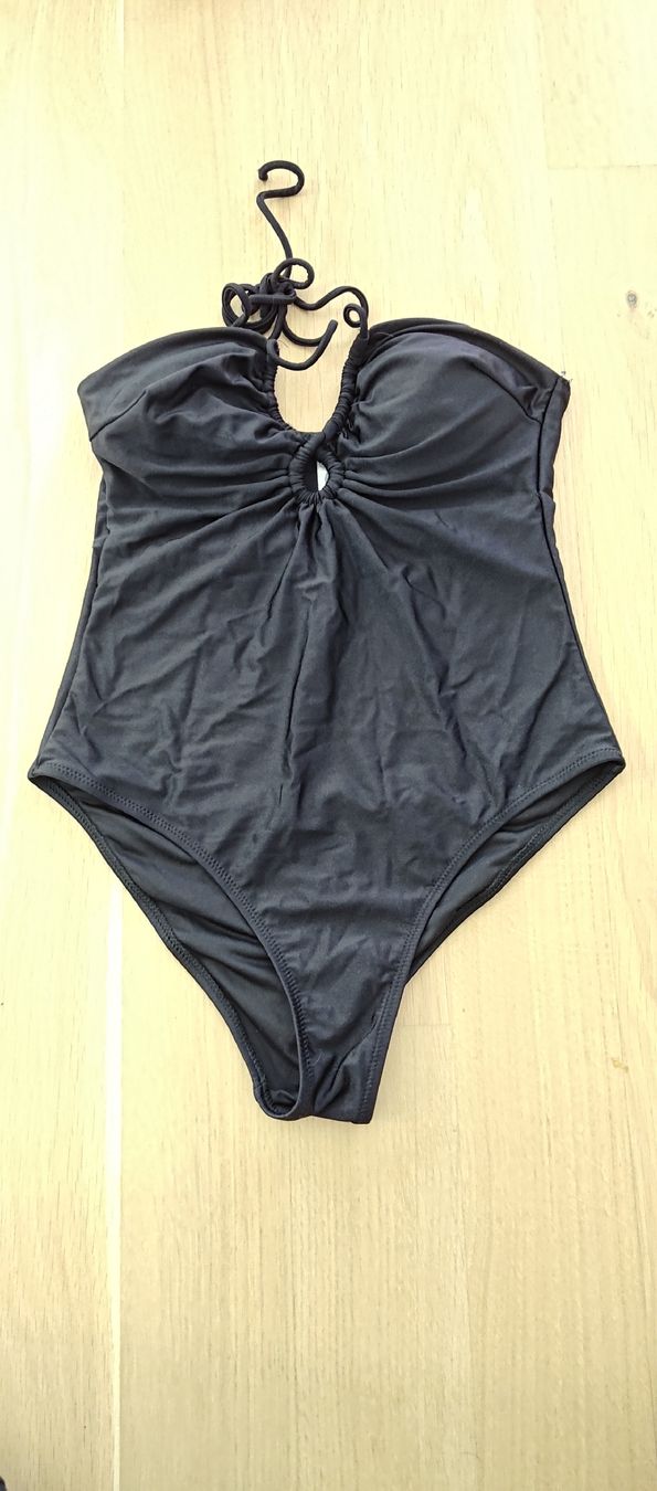 Costumi da bagno & Bikini: Badeanzug Grösse S – Usato da Schwerzenbach venduto da VityaCrafts