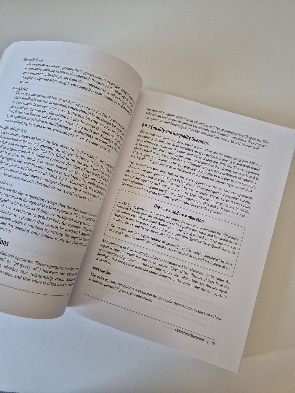 Bücher: JavaScript: The Definitive Guide, 7th Ed., Like New – Gebraucht aus Arzier-Le Muids von pol_p7py 2