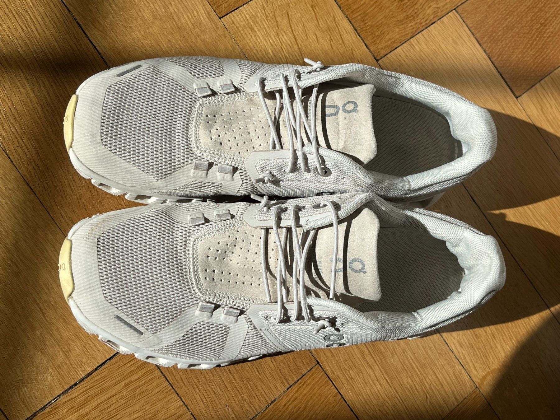 On Chaussures femmes: On Schuhe – D'occasion à Basel par wuyo