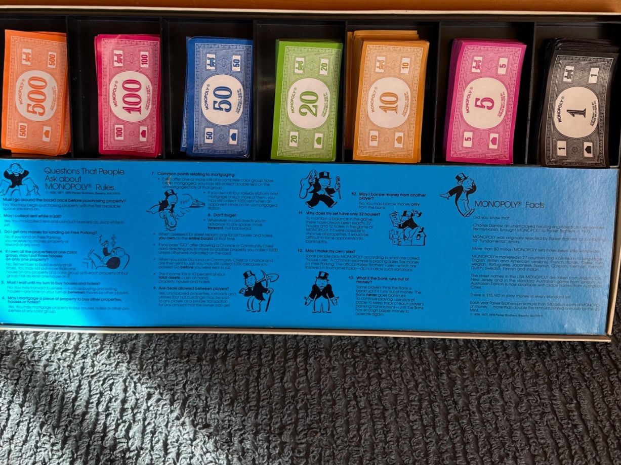 Parker Giochi: Monopoly Brettspiel - "Version - Australien" – Usato da Gebenstorf venduto da Nili1 1