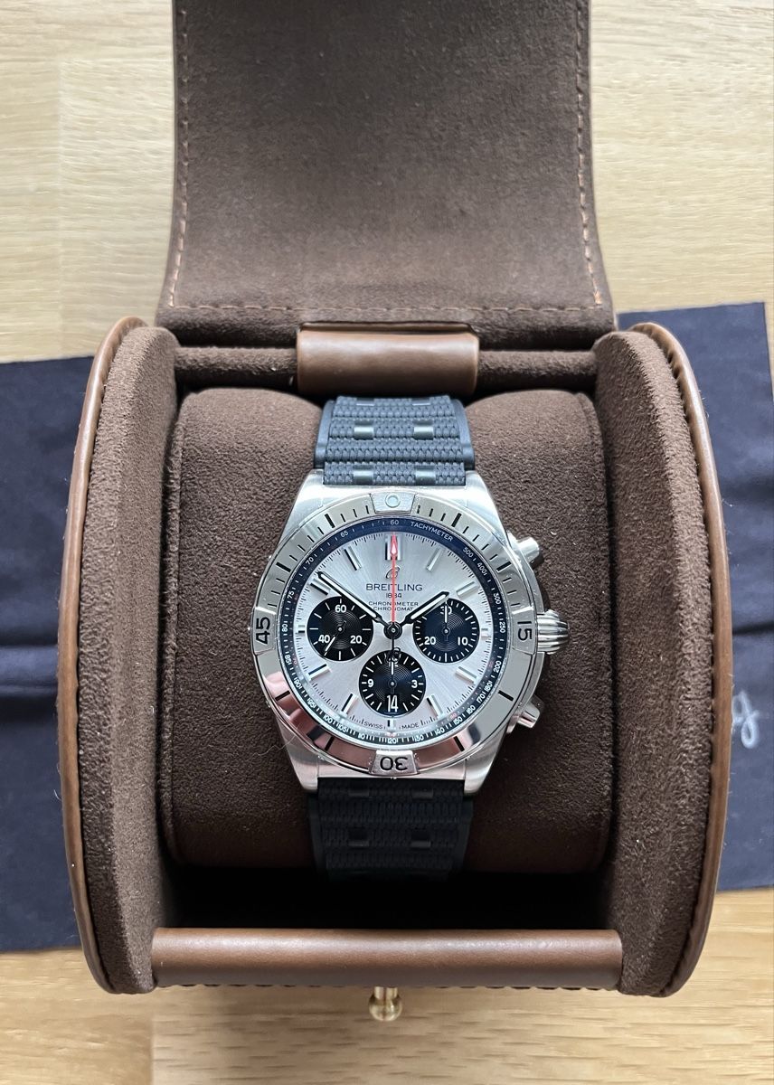Breitling Orologi: Breitling Chronomat B01 42 – Usato da Urtenen-Schönbühl venduto da snipersuperstar