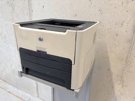 imprimante laser noir et blanc HP LaserJet 1320tn