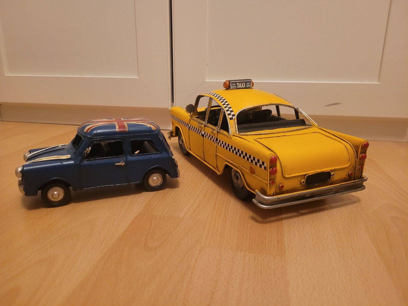 Modellini d'auto: Véhicules en métal – Usato da Courtaman venduto da Bluejazz 1