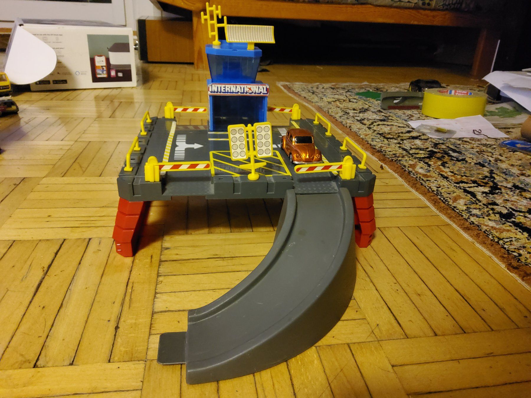 Matchbox Modellini d'auto: Matchbox Airport – Usato da Basel venduto da rol_rmg6 1