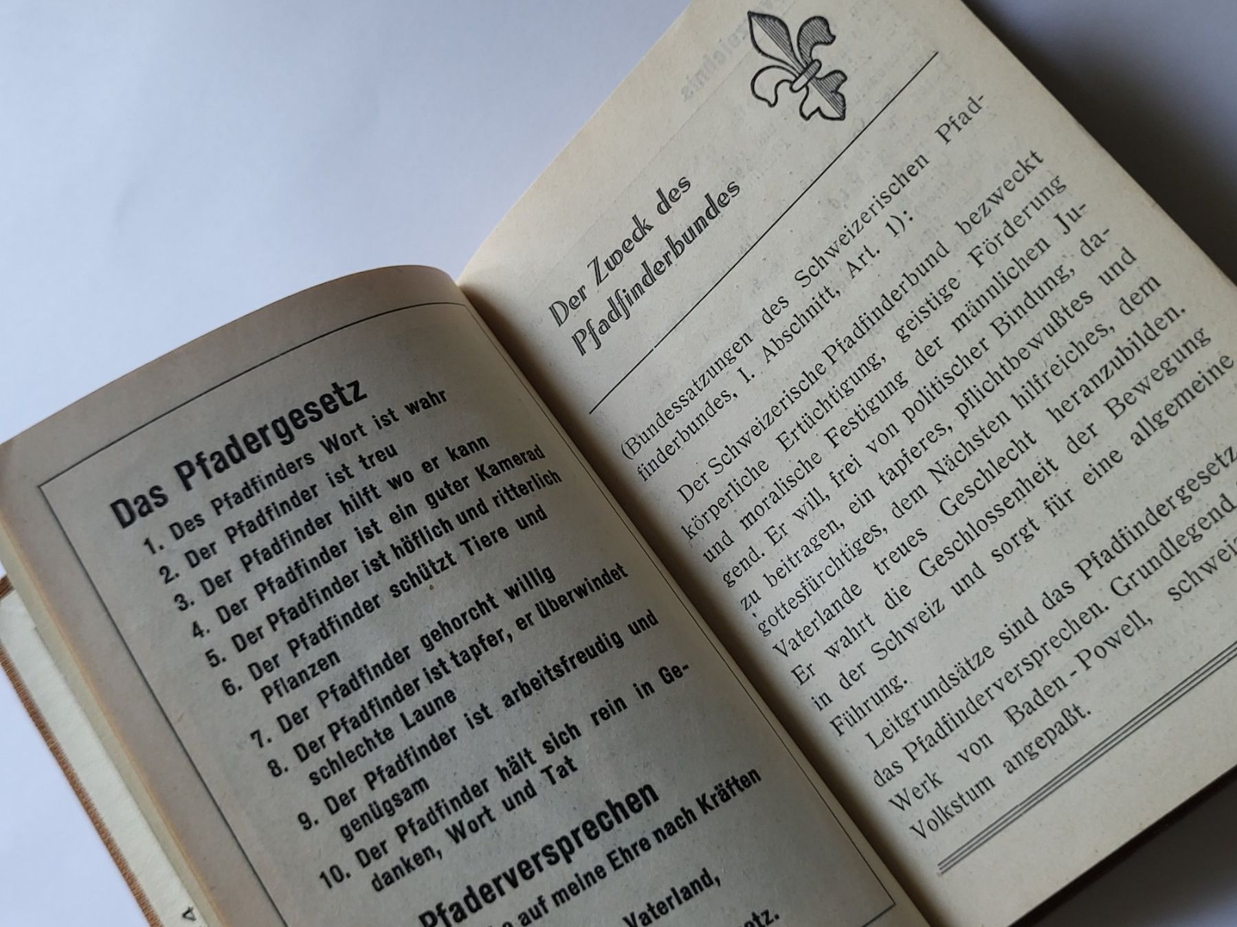 Libri: Pfadi: Schweizerischer Pfadfinder-Kalender 1944 – Usato da Münchenbuchsee venduto da Elykinley 8