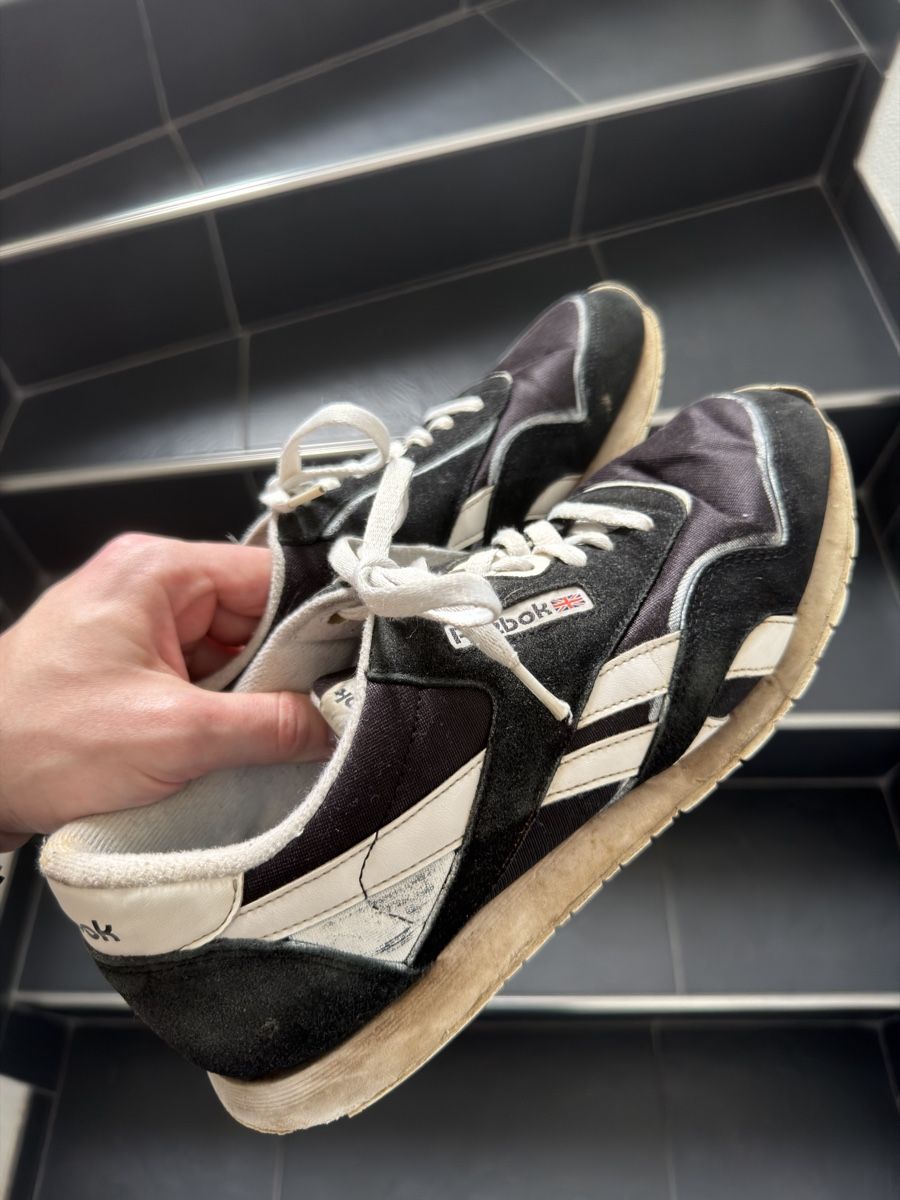 Reebok Scarpe da uomo: Reebok Classic Black 🎶 – Usato da Boudry venduto da LuigiLoot