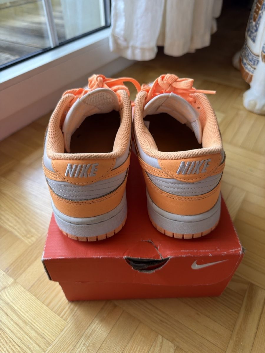 Nike Scarpe da uomo: Nike Dunk low peach – Usato da Münchenbuchsee venduto da yaz066 2