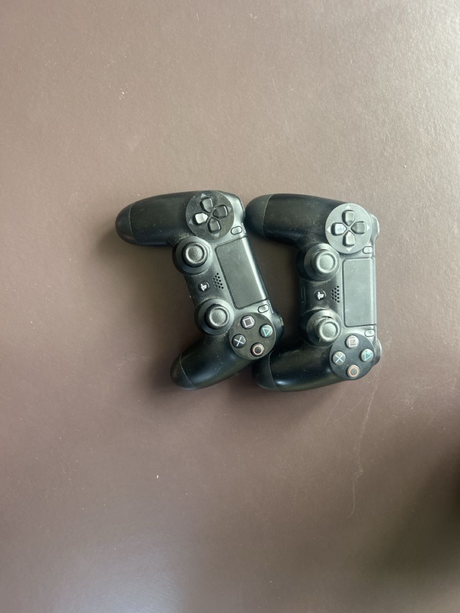 Steuerung: controller ps4 – Gebraucht aus Bern von MoiraH