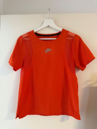 Nike running t-shirt, S