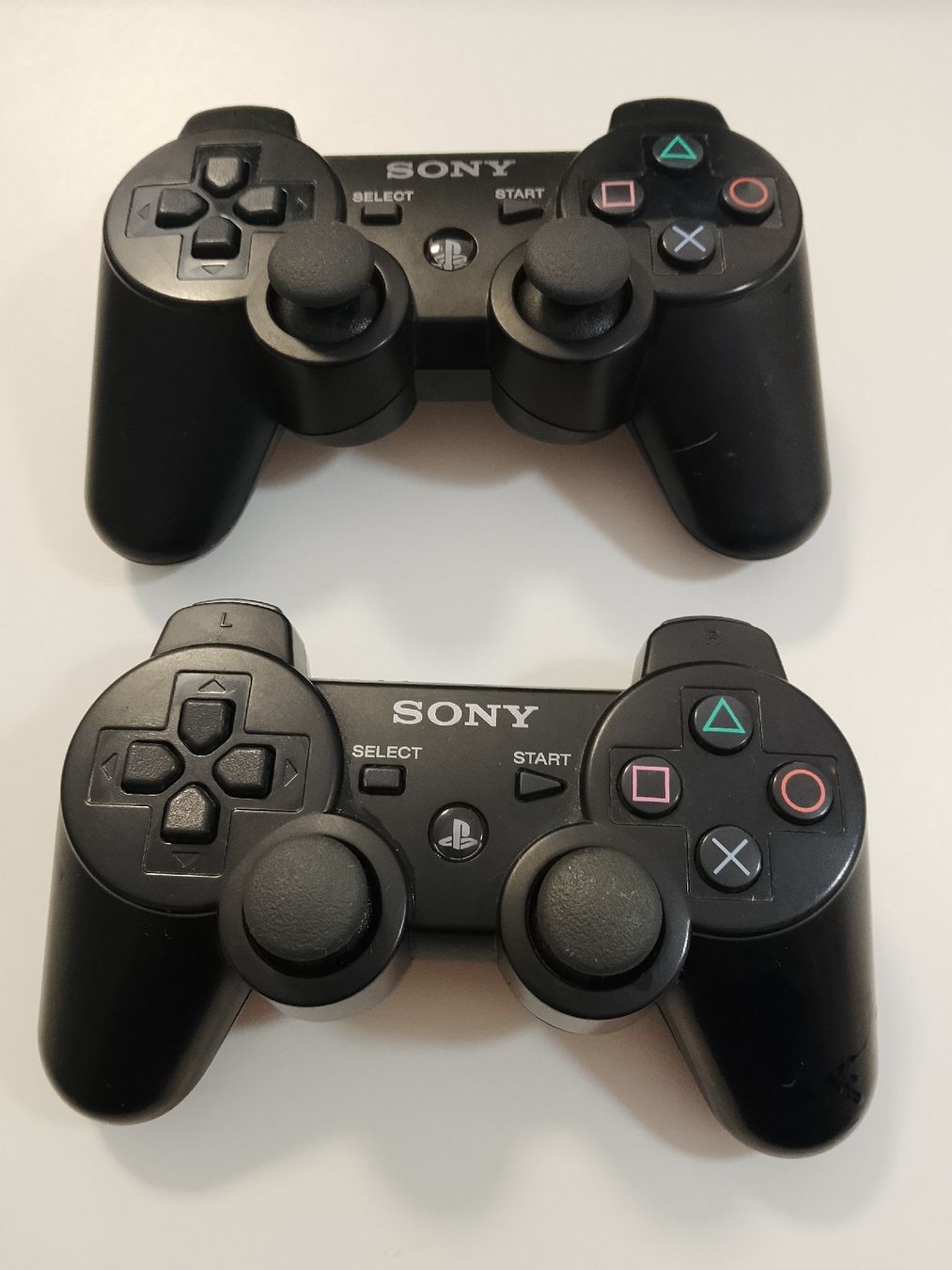 Sony Controller: 2 x Sony Playstation 3 Controller Wireless dualshock – Usato da Biel/Bienne venduto da Vintage-timearts