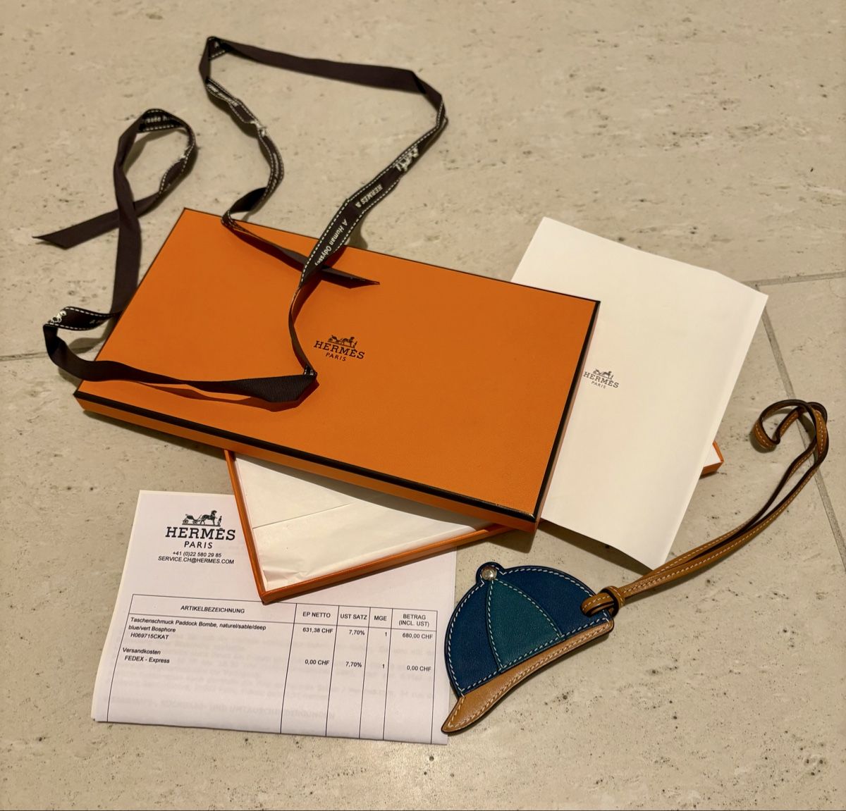 Hermès Portachiavi: Hermes Paddock Bombe Taschenschmuck – Nuovo (secondo la descrizione) da Wil SG venduto da tan_yx9c 2