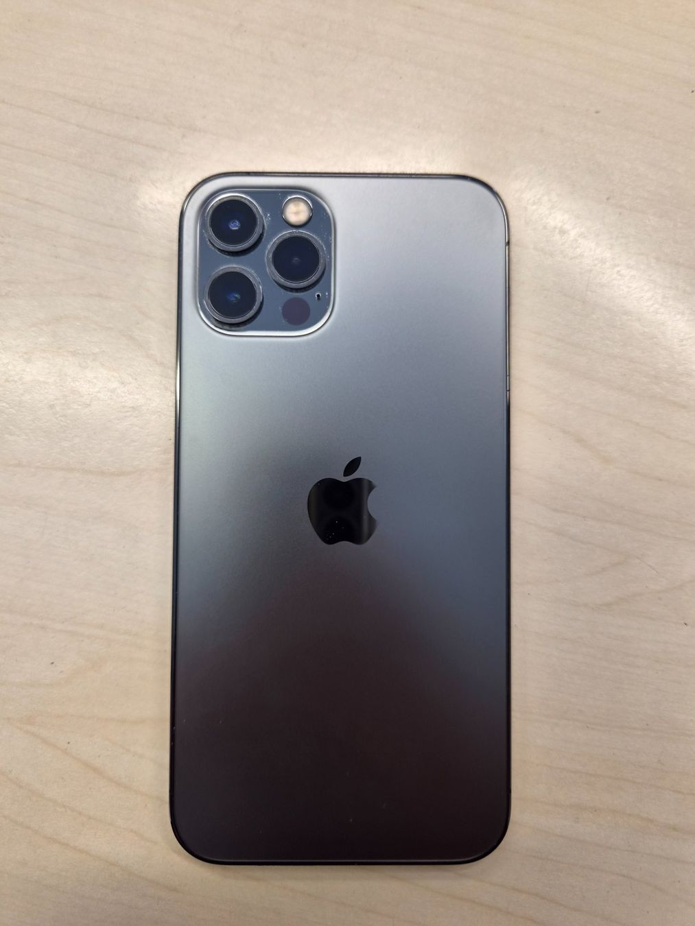 Apple Telefoni cellulari / Smartphones: iPhone 12 Pro mit 89% Akku – Usato da Zollikofen venduto da jos_q588 3