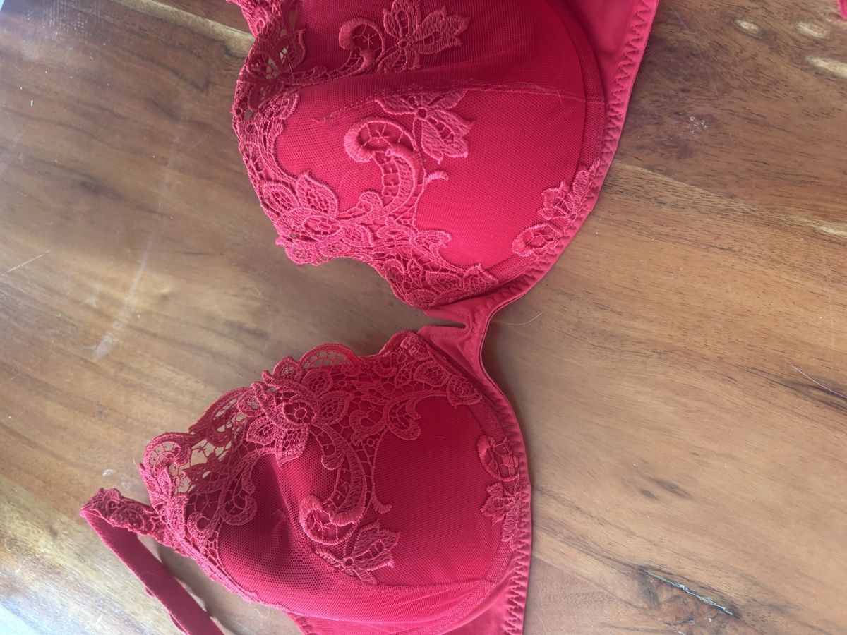 Simone Pérèle Altra biancheria intima: BH Simone Perele , NP 125 CHF – Nuovo (secondo la descrizione) da Obbürgen venduto da bugi6868 7